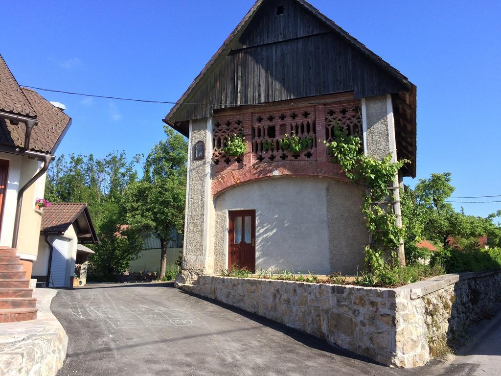 Gostilna Turk Hotel Hotedrsica Bagian luar foto